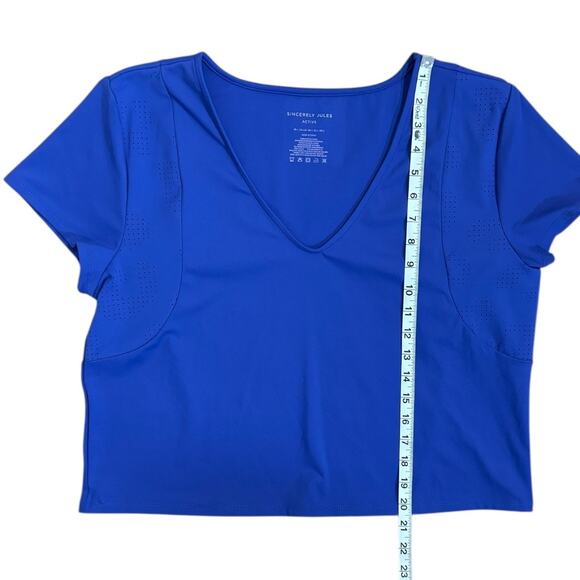 Sincerely Jules Activewear Cropped Short Sleeve Top in Blue - Size L - Picture 5 of 6